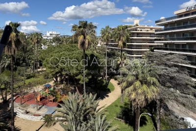 Apartment for sale in JUAN-LES-PINS  - 3 rooms - 50 m&sup2; 
