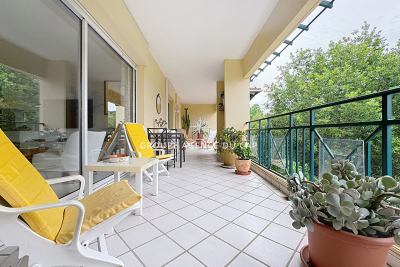 Appartement à vendre à ST-RAPHAËL Montfort-sur-Argens - 3 pièces - 90 m² 