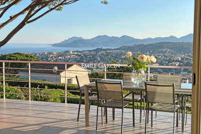 Maison &agrave; vendre &agrave; LE CANNET  - 6 pi&egrave;ces - 180 m&sup2; 