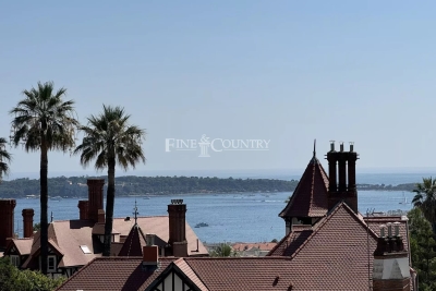 Appartement à vendre à CANNES Roquestéron - 5 pièces - 154 m² 