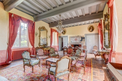 Maison à vendre à LANTA  - 16 pièces - 575 m² 