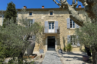 Maison à vendre à ST-PAUL-TROIS-CHÂTEAUX  - 16 pièces - 440 m² 