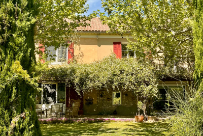 Maison &agrave; vendre &agrave; MALLEMORT  - 7 pi&egrave;ces - 250 m&sup2; 