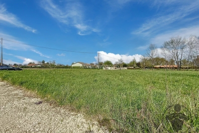 terrain à vendre à ST-MEDARD-DE-GUIZIERES   - 743 m² 