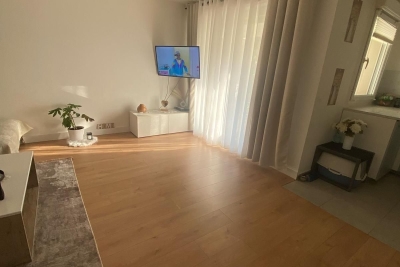 Appartement à vendre à AMBARÈS-ET-LAGRAVE  - 3 pièces - 56 m² 