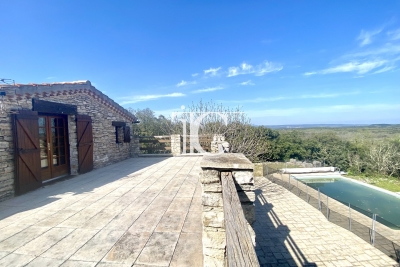 Maison à vendre à BARJAC  - 7 pièces - 135 m² 