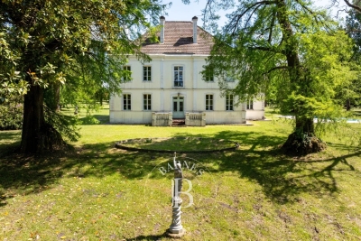 Maison à vendre à LINXE  - 12 pièces - 450 m² 