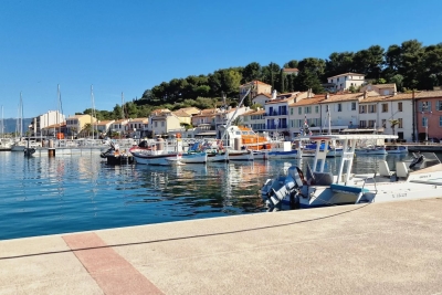 Commerce à vendre à ST-MANDRIER-SUR-MER Champ de Mars Ii - 6 pièces - 80 m² 