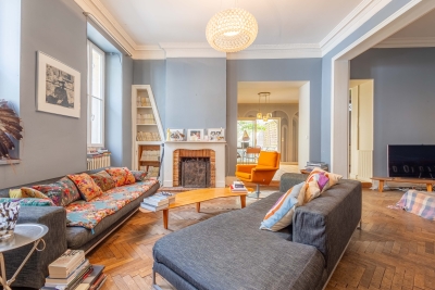 Maison à vendre villa en pierre coeur centre ville 