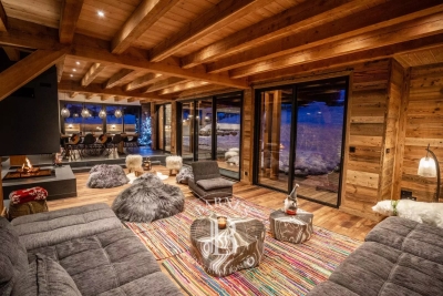 Maison à vendre à LA SALLE-LES-ALPES  - 12 pièces - 430 m² 