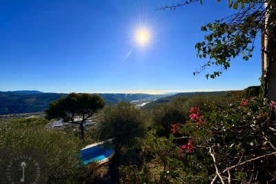 Maison à vendre à GATTIÈRES Touët-sur-Var - 5 pièces - 160 m² 