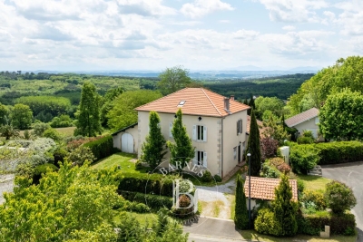 Maison à vendre à PEYREHORADE  - 14 pièces - 568 m² 