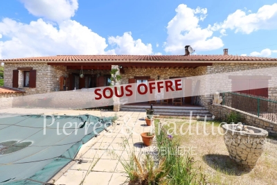 Maison à vendre à GARGAS Fourchevieilles - 5 pièces - 180 m² 