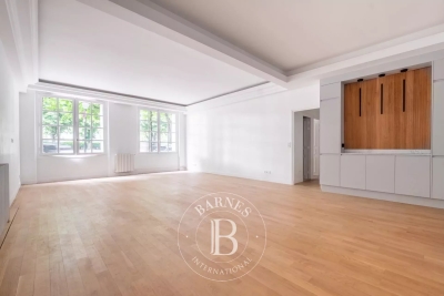 Appartement à vendre à PARIS 7EME Combat 2 - 4 pièces - 96 m² 