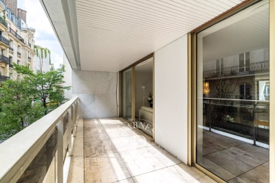 Apartment for sale in PARIS 16EME Les Archives 1 - 4 rooms - 132 m² 