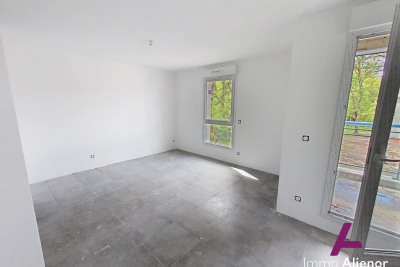 Appartement à vendre à GUJAN-MESTRAS Civrac-de-Blaye - 3 pièces - 61 m² 