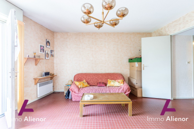 House for sale in BORDEAUX  - 3 rooms - 75 m² 