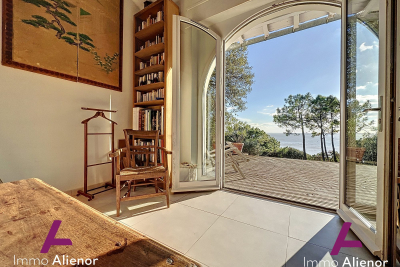 Maison à vendre à ROYAN Sud - 5 pièces - 120 m² 