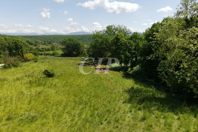 terrain à vendre à Montmeyan   800 m² 