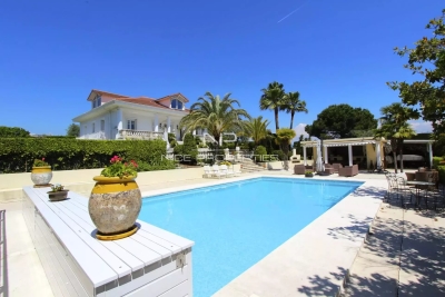 House for sale in NICE Digue des Francais - 8 rooms - 360 m² 