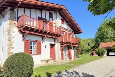 Maison à vendre à ASCAIN Gare-Joncaux - 6 pièces - 296 m² 