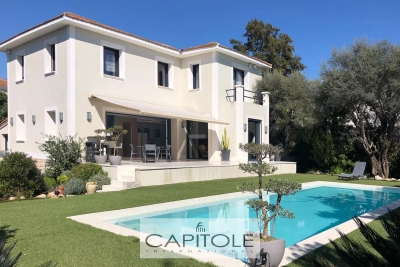 Maison à vendre à ANTIBES Lagare - 5 pièces - 247 m² 