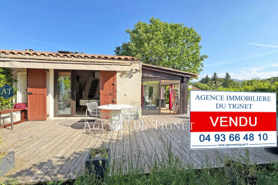 Maison à vendre à ST-CÉZAIRE-SUR-SIAGNE Le Centre-Le Haut de Cagnes - 3 pièces - 36 m² 