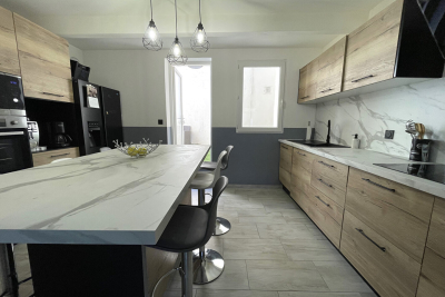 Maison à vendre à ST-CANNAT Charleval - 5 pièces - 112 m² 