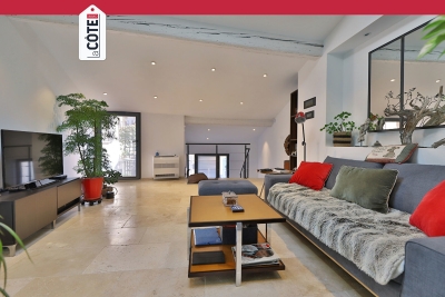 Maison &agrave; vendre &agrave; L'ISLE-SUR-LA-SORGUE La Ville - 3 pi&egrave;ces - 93 m&sup2; 