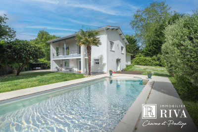 Maison &agrave; vendre &agrave; LATRESNE La Réole - 7 pi&egrave;ces - 186 m&sup2; 