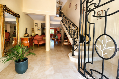 Maison &agrave; vendre &agrave; GARONS  - 8 pi&egrave;ces - 224 m&sup2; 