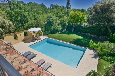 Maison à vendre à FRÉJUS Frejus Plage - 7 pièces - 200 m² 