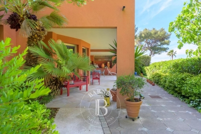 Appartement à vendre à SANARY-SUR-MER  - 4 pièces - 107 m² 