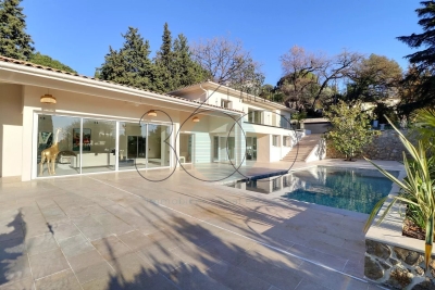 Maison à vendre lumineux terrasse mougins