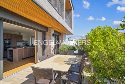 Apartment for sale in RUEIL MALMAISON Trezel 1 - 5 rooms - 150 m² 