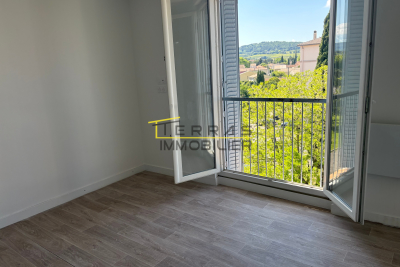 Appartement à vendre à VALRÉAS Ouest - 3 pièces - 55 m² 