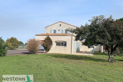 Maison à vendre à MEDIS Sud - 6 pièces - 205 m² 