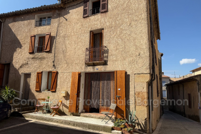 Maison à vendre à CHATEAUDOUBLE  - 2 pièces - 204 m² 