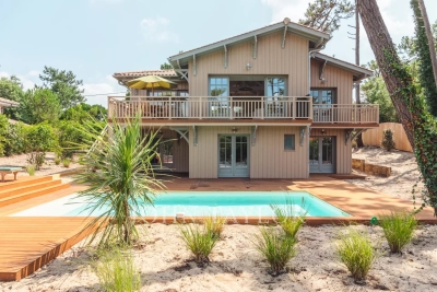 Villa à Cap Ferret &agrave; louer à partir de 10 000 € / semaine, Photo 1