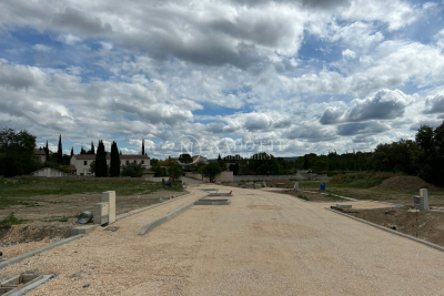 terrain à vendre à UZÈS   - 840 m² 