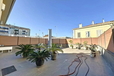 Apartment for sale in CANNES Cabris - 4 rooms - 147 m² 
