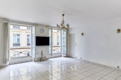 Appartement à vendre à PARIS 10EME  - 3 pièces - 74 m² 