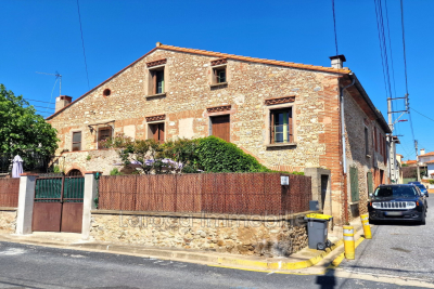 Maison &agrave; vendre &agrave; BROUILLA  - 6 pi&egrave;ces - 135 m&sup2; 