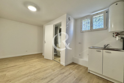 Apartment for sale in LE PRADET Fayence - 1 rooms - 14 m² 