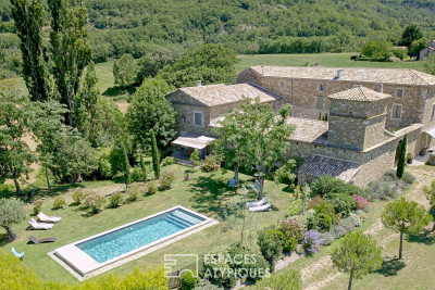 Maison &agrave; vendre &agrave; ROCHEBAUDIN  - 15 pi&egrave;ces - 815 m&sup2; 
