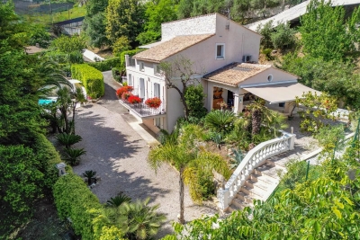 Maison à vendre à NICE  - 6 pièces - 250 m² 