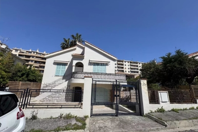 Apartment for sale in CAGNES-SUR-MER  - 2 rooms - 43 m&sup2; 