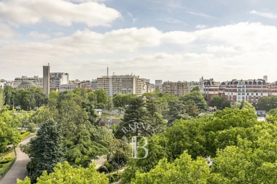 Apartment for sale in PARIS 16EME Les Archives 1 - 3 rooms - 71 m² 