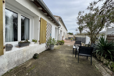 Maison à vendre à MESCHERS SUR GIRONDE  - 5 pièces - 101 m² 
