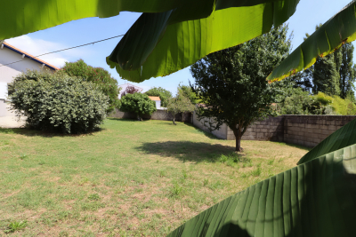 terrain à vendre à ST PALAIS SUR MER   - 404 m² 